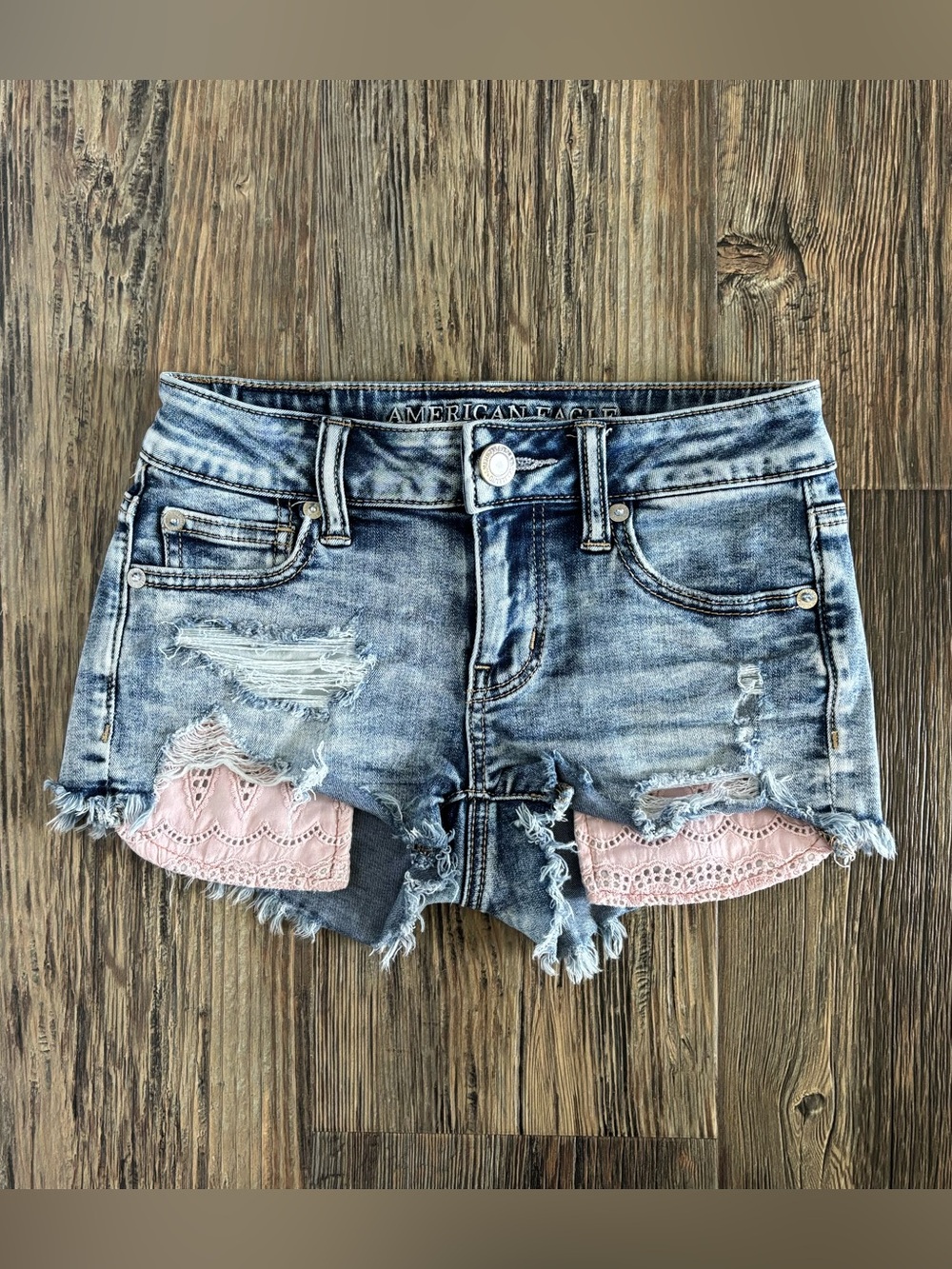 American Eagle Super Stretch Shortie Denim Shorts 00 Distressed Lace Pockets